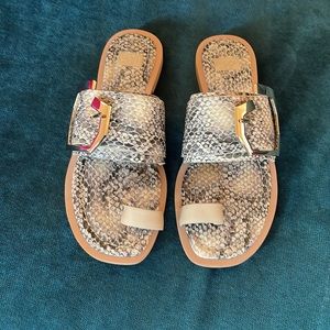 Louise et Cie Sandals, Snake Print, Size 7